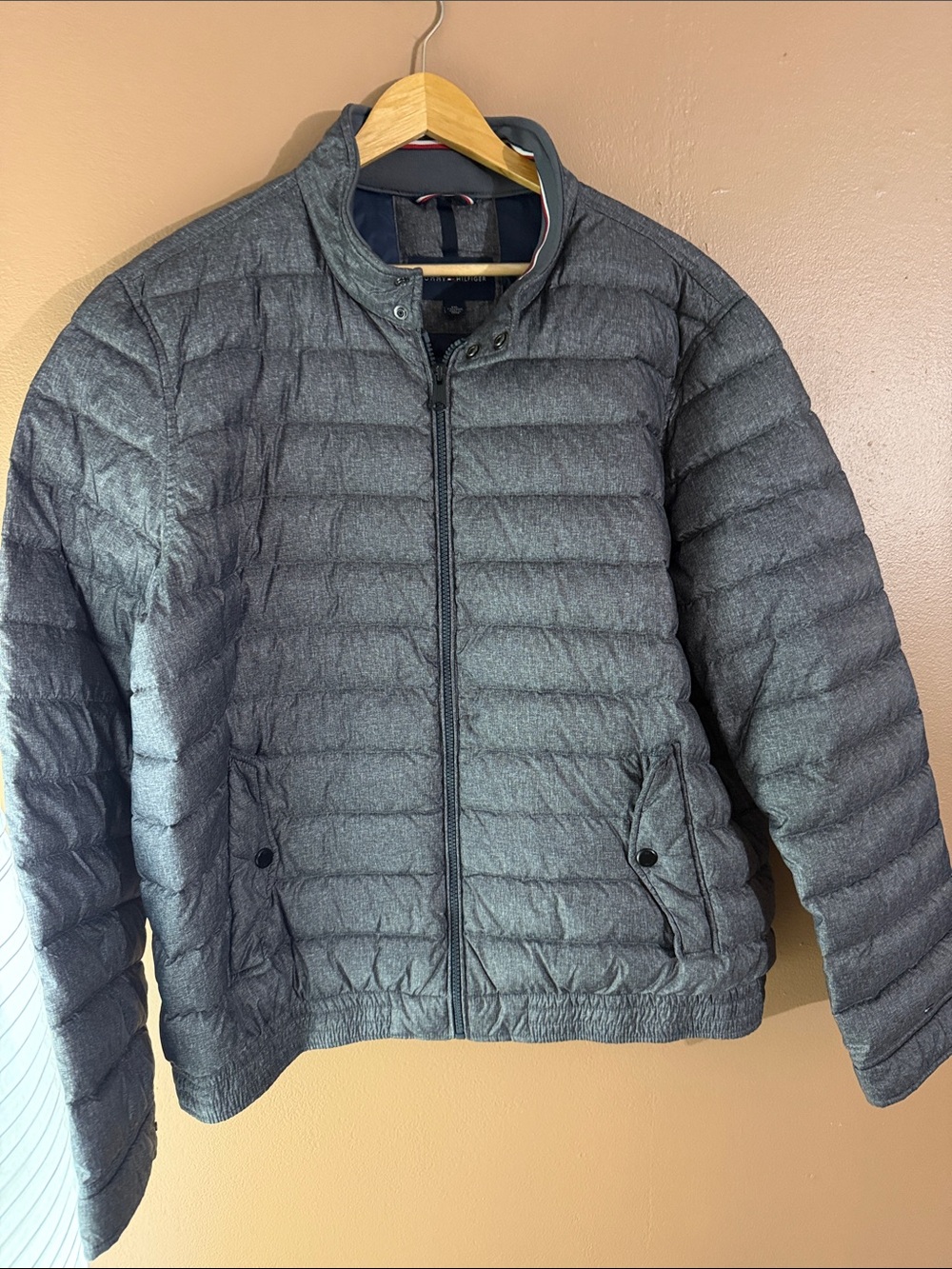 Tommy Hilfiger Men's Gray Quilted Puffer Jacket